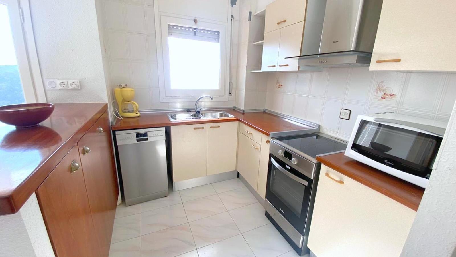 Garbinell 1 2 Apartman Roses Kültér fotó